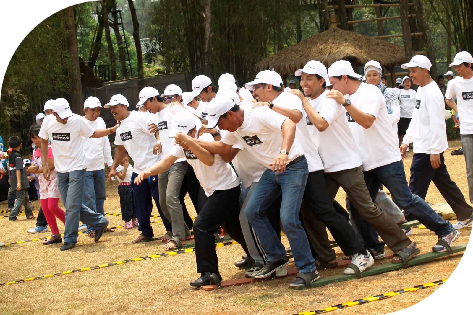 Fun team games2(1).jpg
