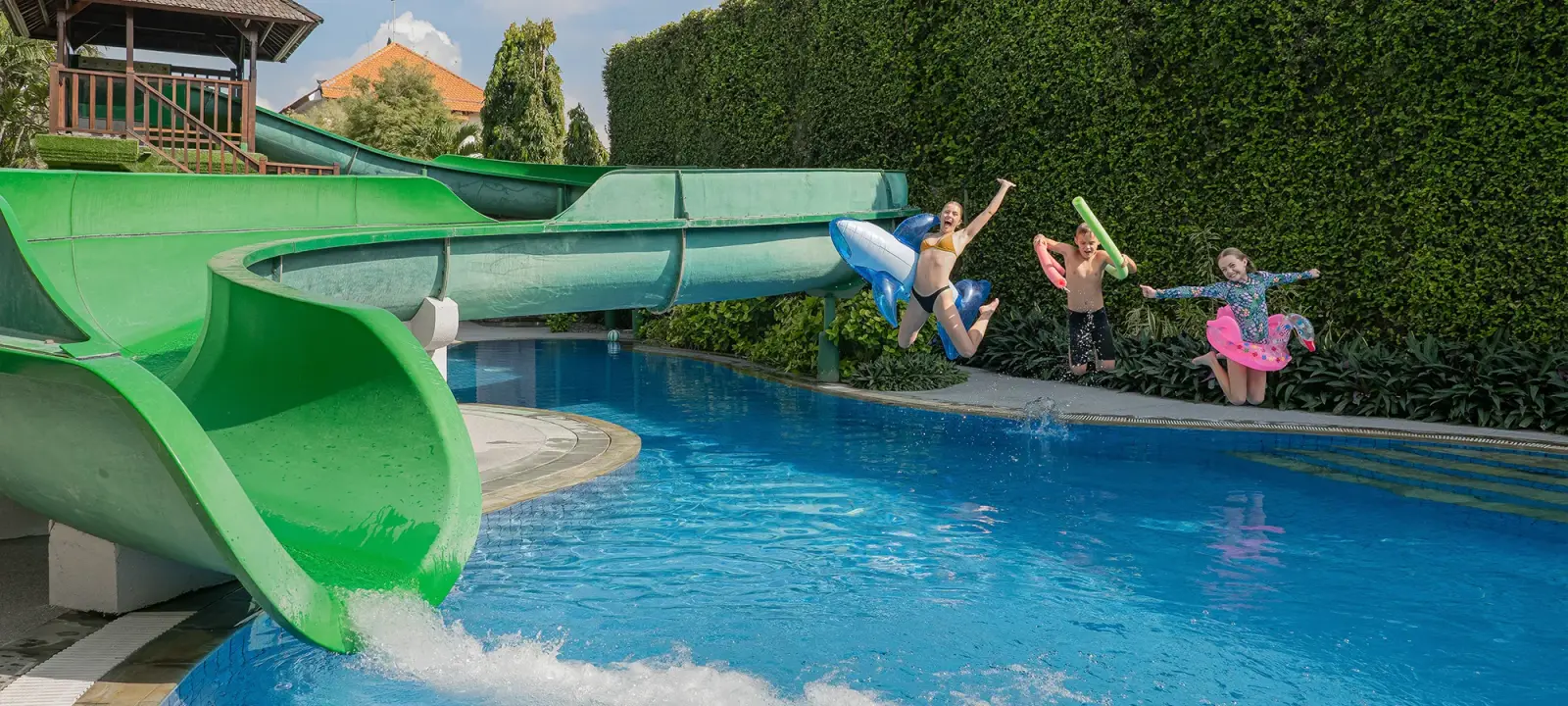 camp splash prime plaza suites sanur.webp