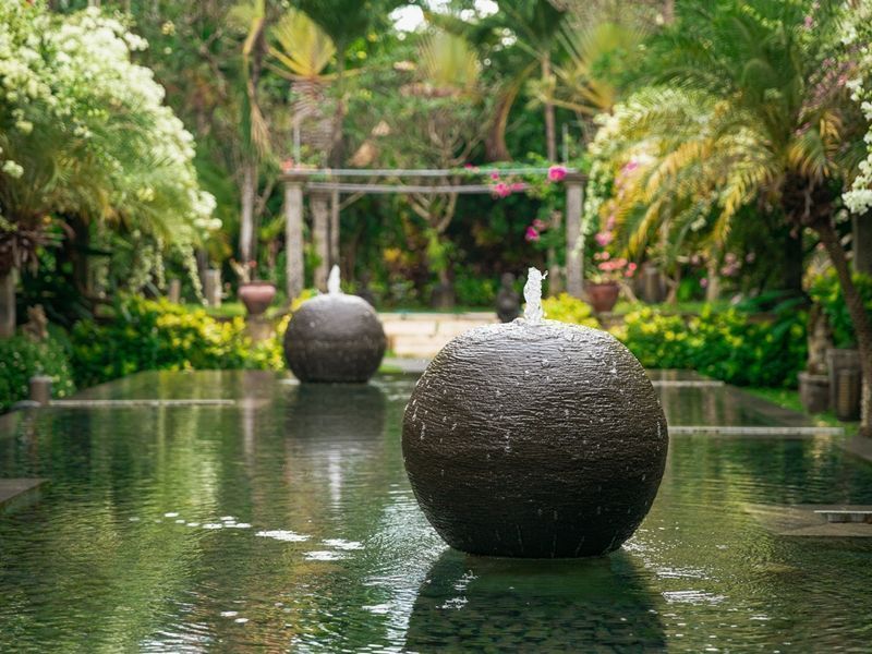 Book Your X-mas and New year Holiday Now!