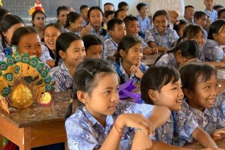 Anak-Anak SD di Bali.jpg