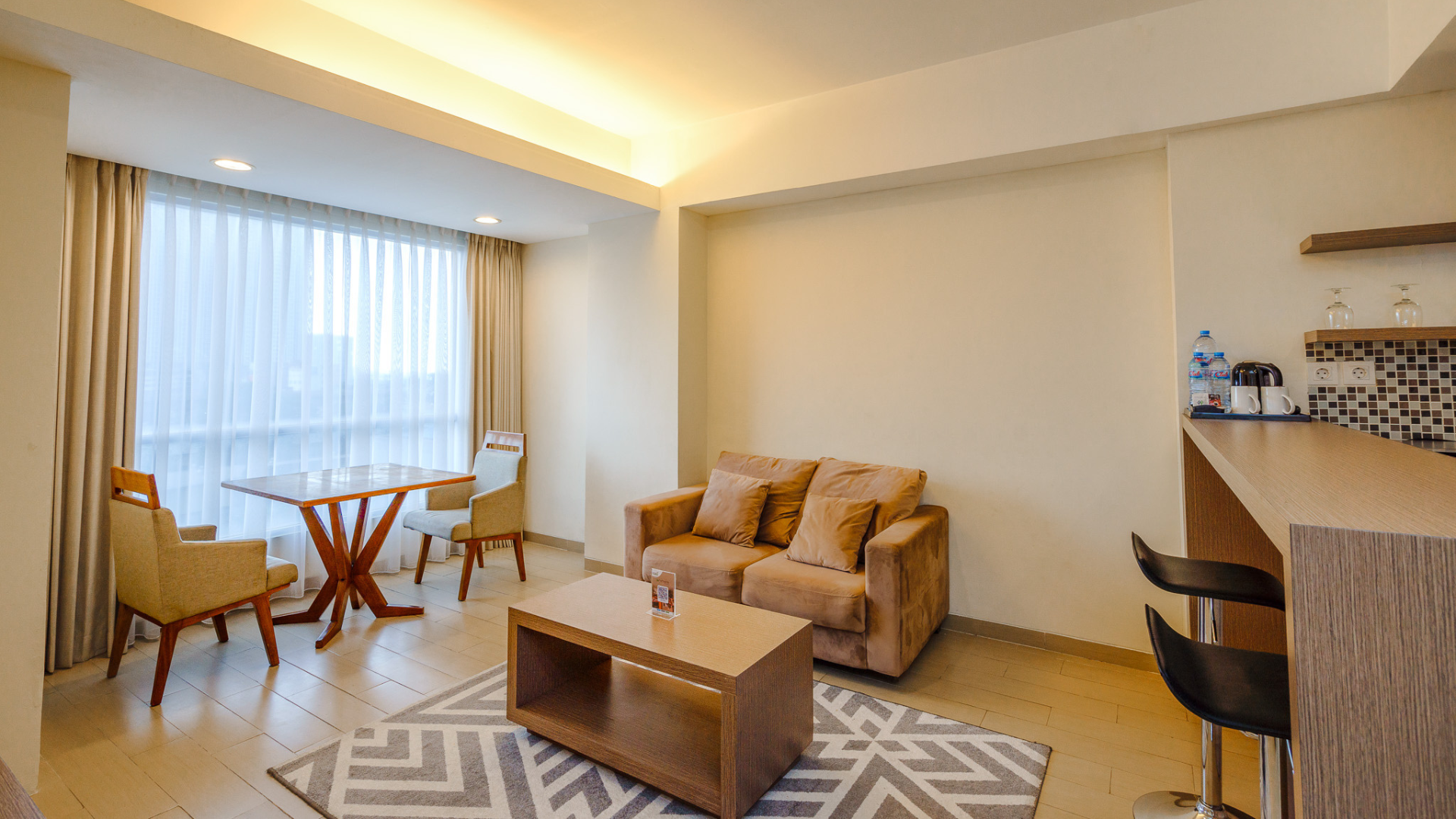 Business Suite Living Room