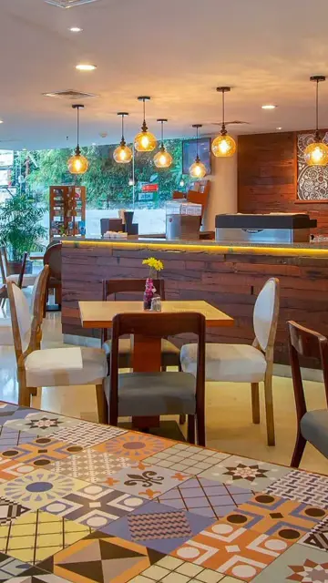 Flavours Restaurant